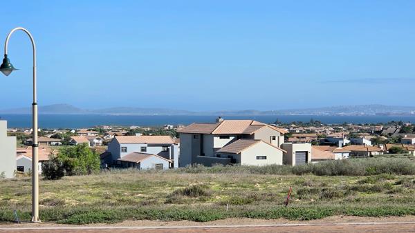839 m² Land