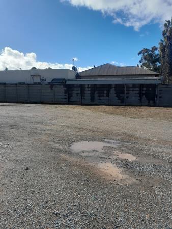 288 m² Commercial space