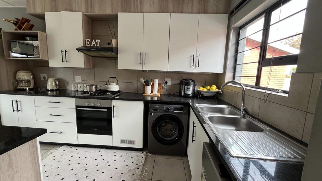 3 Bedroom Townhouse