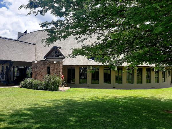 1 163 m² Land