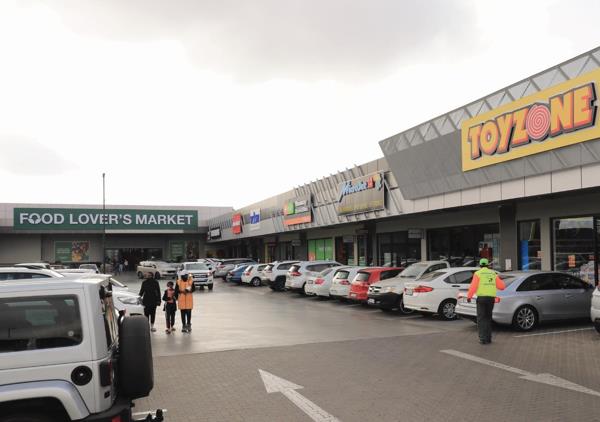 142 m² Retail Space