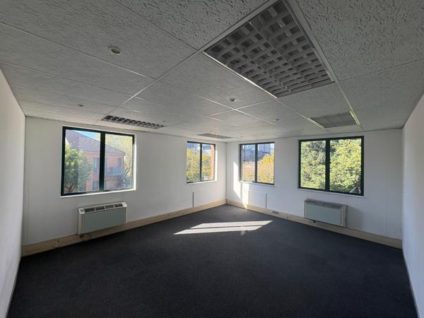 409 m² Commercial space
