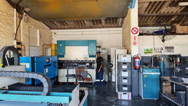 100 m² Industrial space