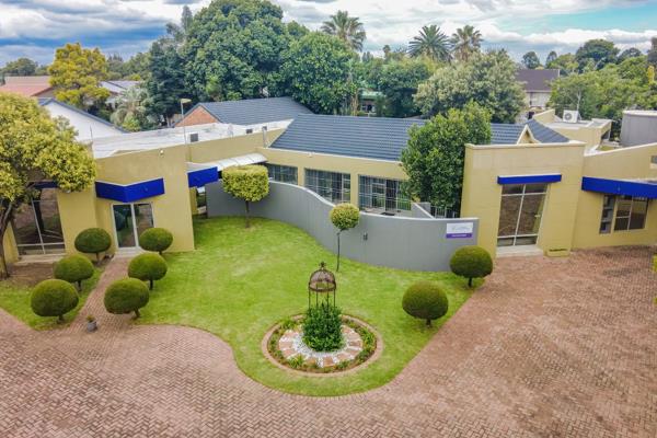 330 m² Commercial space