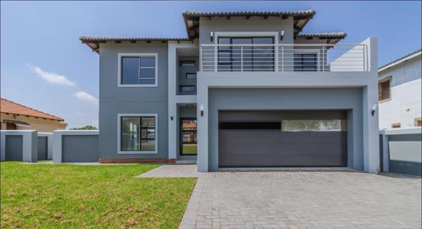 594 m² Land