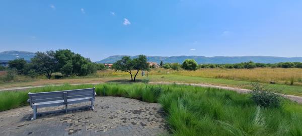 1 170 m² Land