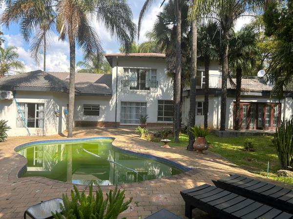 5 Bedroom House