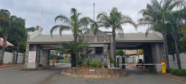 608 m² Land