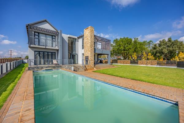 5 Bedroom House