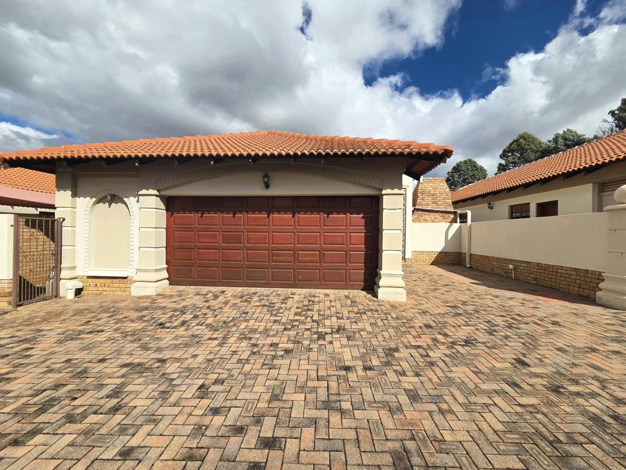 3 Bedroom Townhouse