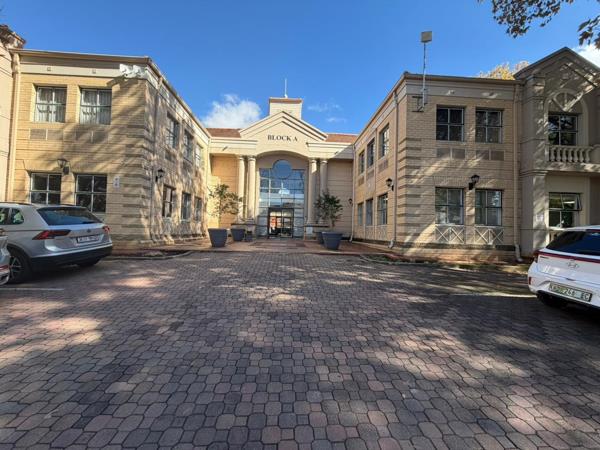 140 m² Commercial space
