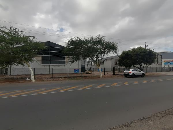794 m² Industrial space