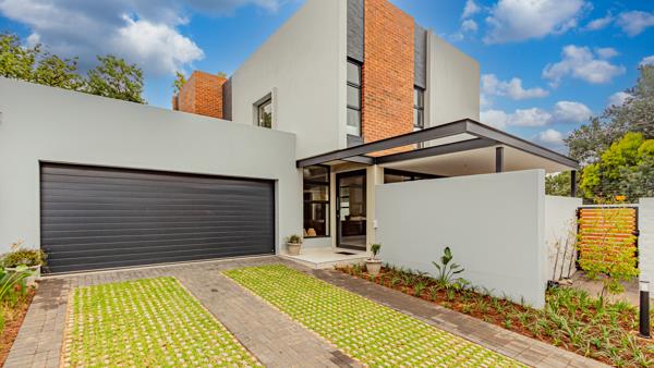 4 Bedroom Townhouse