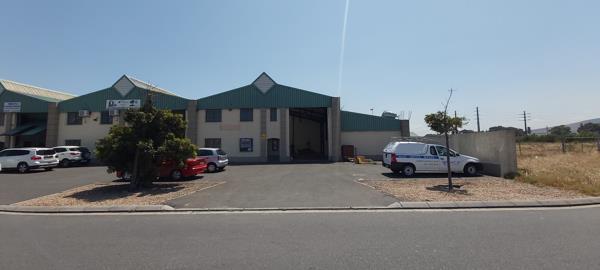 360 m² Commercial space