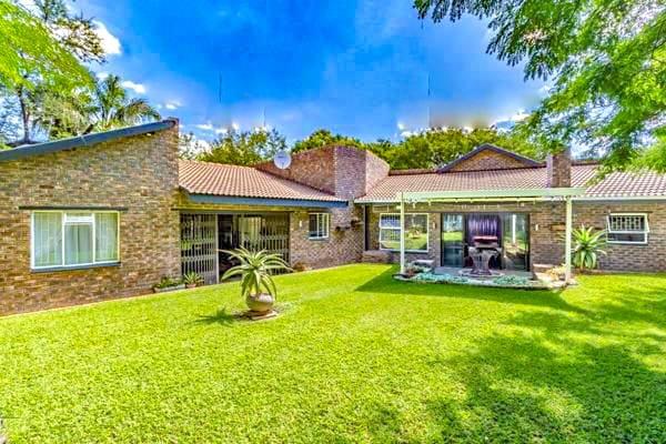 5 Bedroom House