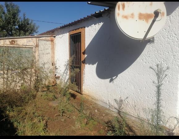 1 Bedroom House