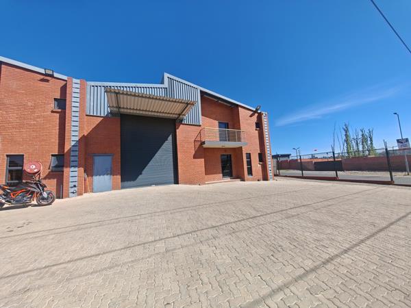 360 m² Industrial space
