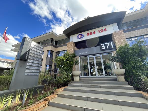 273 m² Commercial space