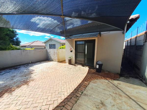 1 Bedroom Garden Cottage
