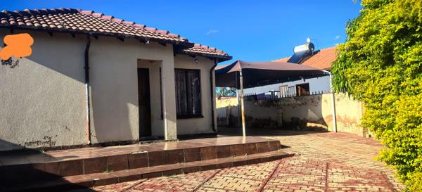 2 Bedroom House