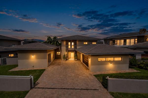 5 Bedroom House