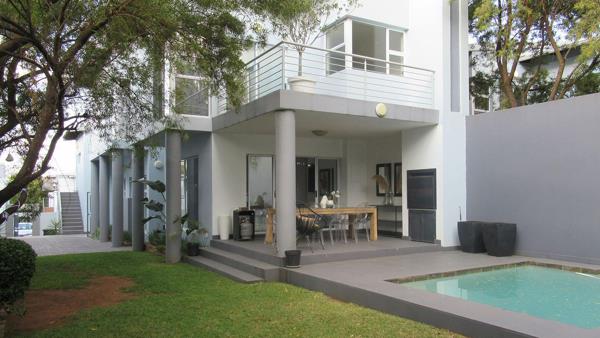 4 Bedroom Apartment