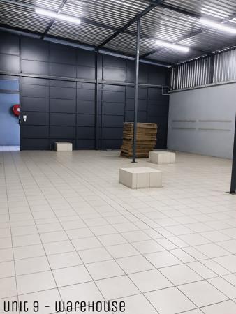 160 m² Retail Space