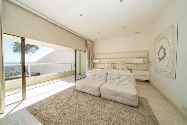 4 Bedroom Townhouse