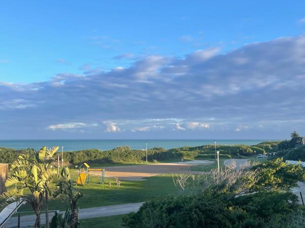 728 m² Land