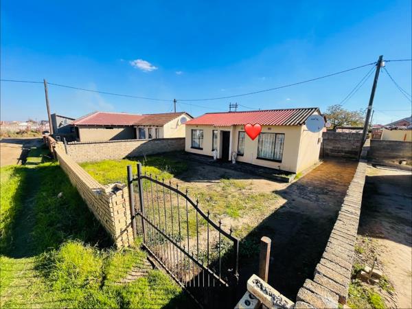 2 Bedroom House