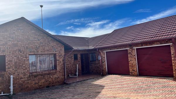150 m² Land