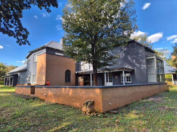 6 Bedroom House
