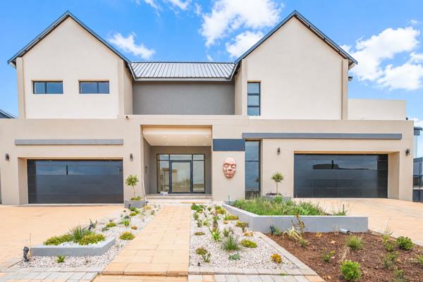 6 Bedroom House