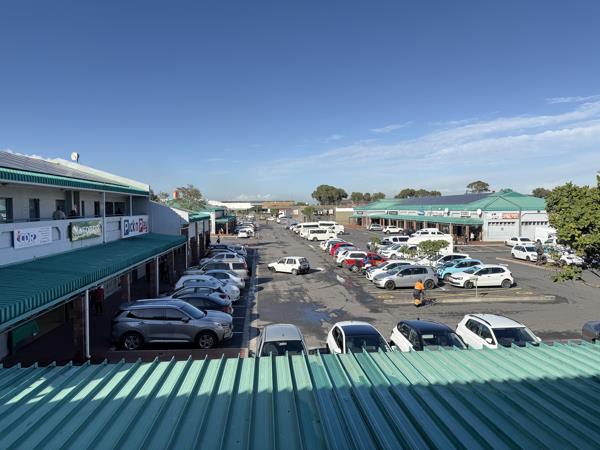 100 m² Commercial space