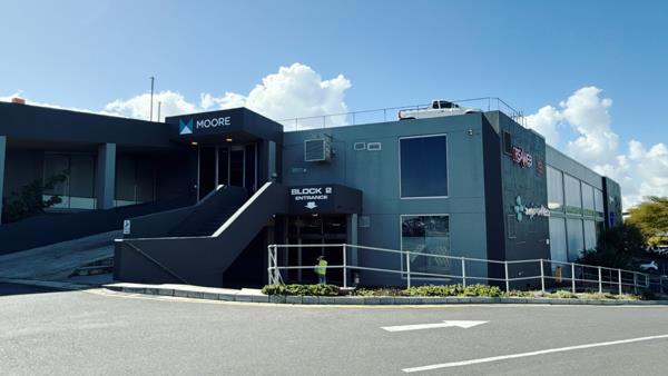 3 200 m² Commercial space