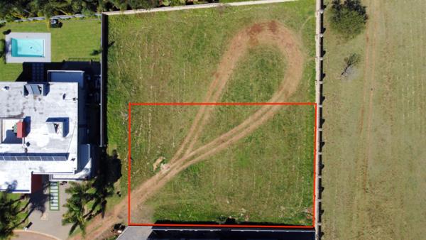 900 m² Land