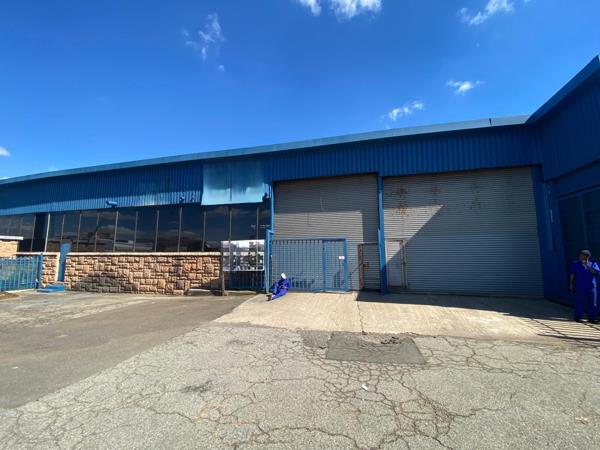 1 458 m² Industrial space