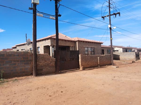 4 Bedroom House