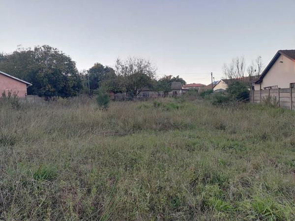 1 103 m² Land