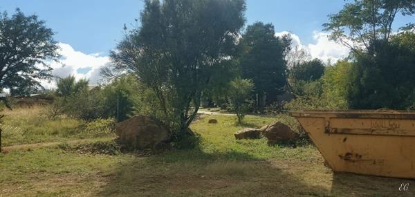 1 000 m² Land
