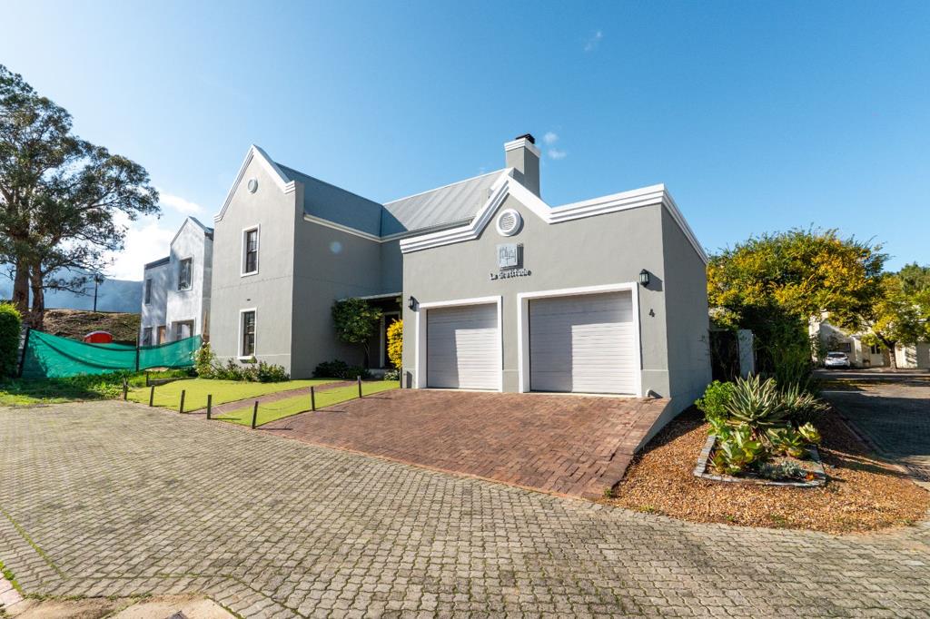 4 Bedroom House