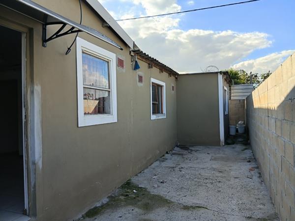 2 Bedroom House