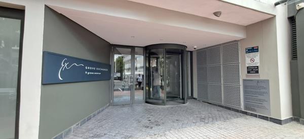 323 m² Commercial space