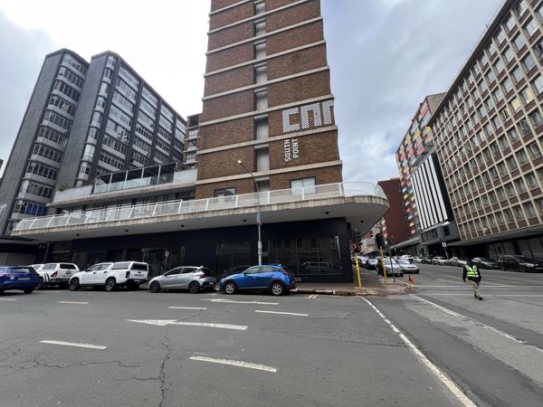320 m² Commercial space