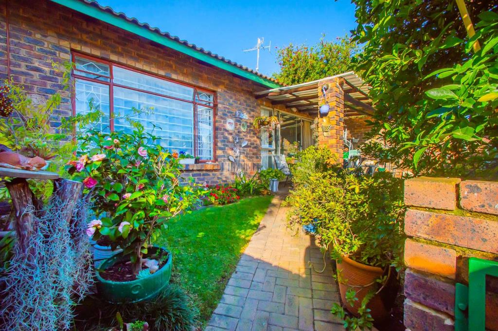 2 Bedroom Townhouse