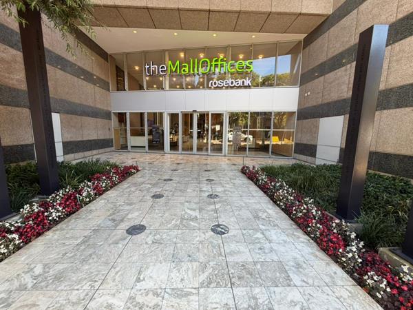 466.3 m² Commercial space