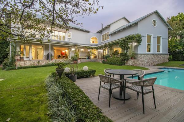 5 Bedroom House