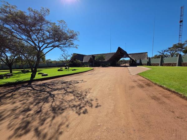 2 500 m² Land