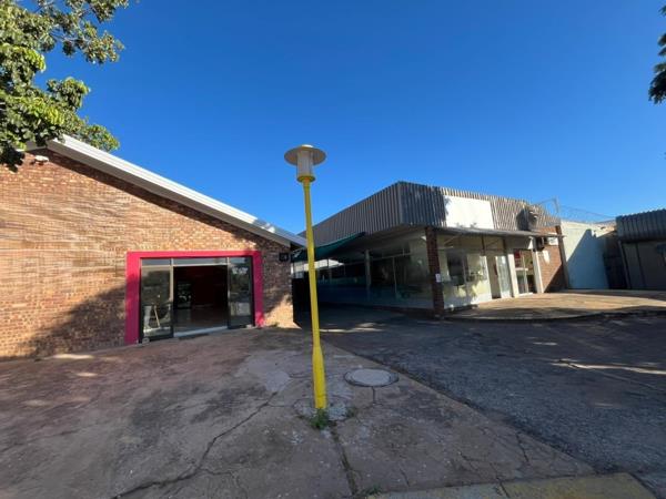1 338 m² Commercial space