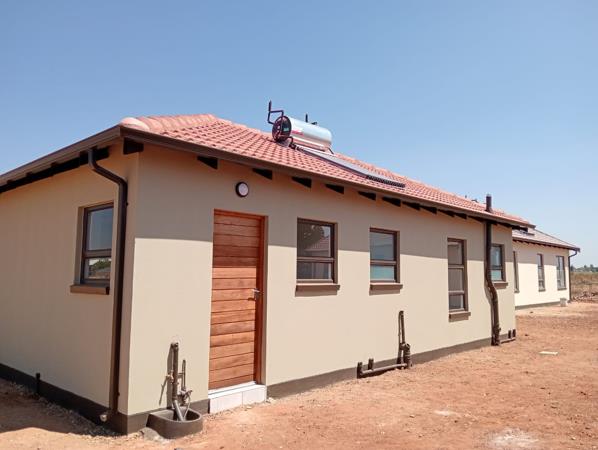2 Bedroom House